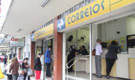 Correios fecham 41 agências